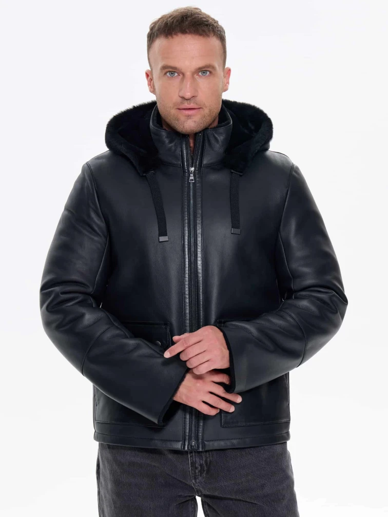 Короткая мужская дубленка с капюшоном премиум класса 441, черная, размер 48, артикул 41230-0