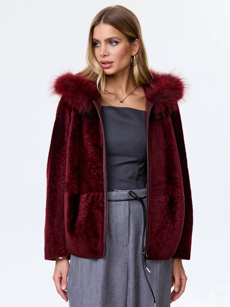 Женская шуба с капюшоном из астрагана с мехом песца 48мех, бордовая, размер 48, артикул 13800-6