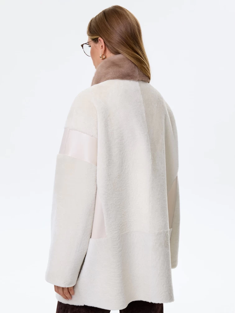 Женское полупальто с норковым воротником из натуральной овчины премиум класса 2057, белое, размер 44, артикул 64510-6