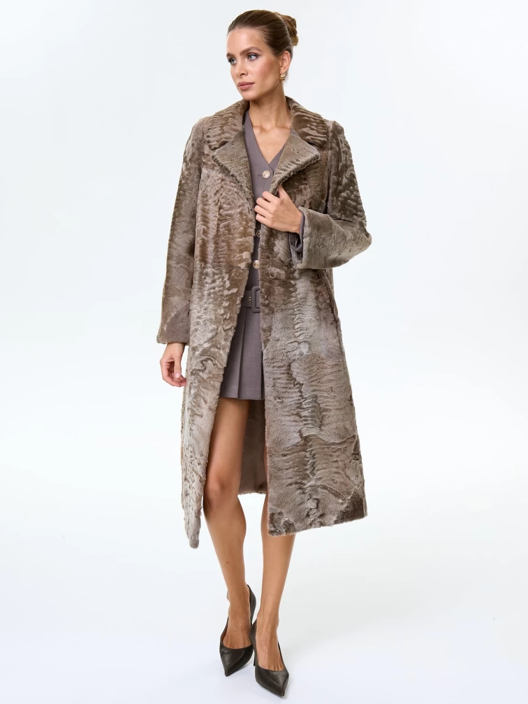 Длинное пальто из меха каракульчи для женщин премиум класса Лола(ав), светло-коричневое, размер 50, артикул 33960-3