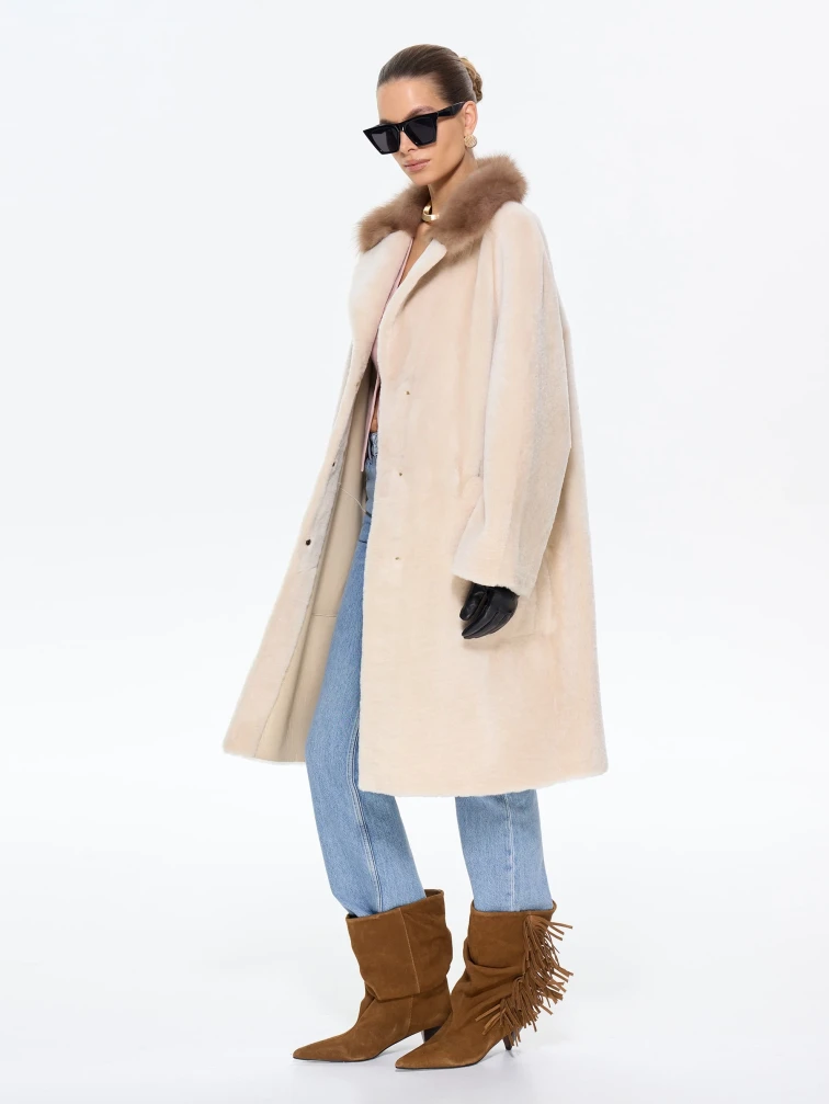 Женская дубленка свободного кроя с куницей 2070, бежевая, размер 44, артикул 65220-7