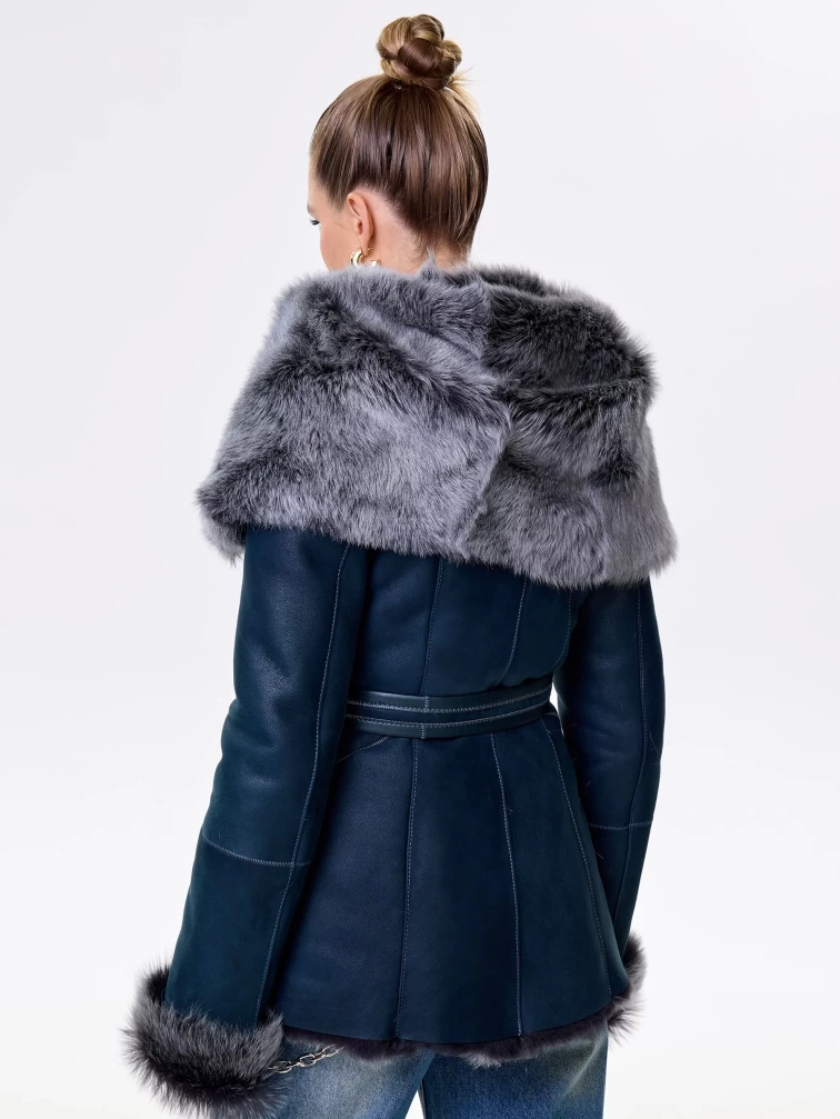 Короткая женская дубленка из тосканы с капюшоном 122, синяя, размер 40, артикул 14871-5
