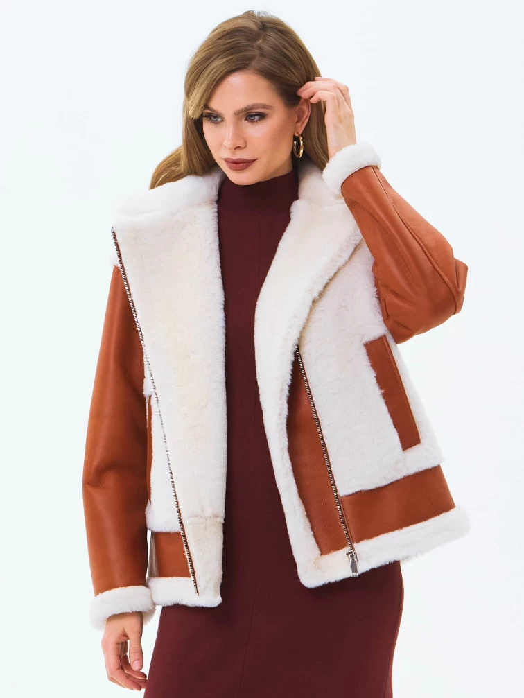 Короткая женская дубленка из натуральной овчины премиум класса 2066, виски, размер 44, артикул 64710-7