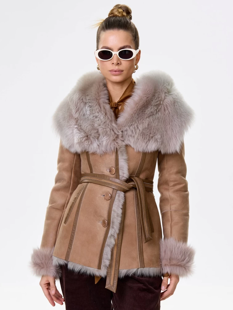 Короткая женская дубленка из тосканы с капюшоном 122, бежевая, размер 40, артикул 61451-4