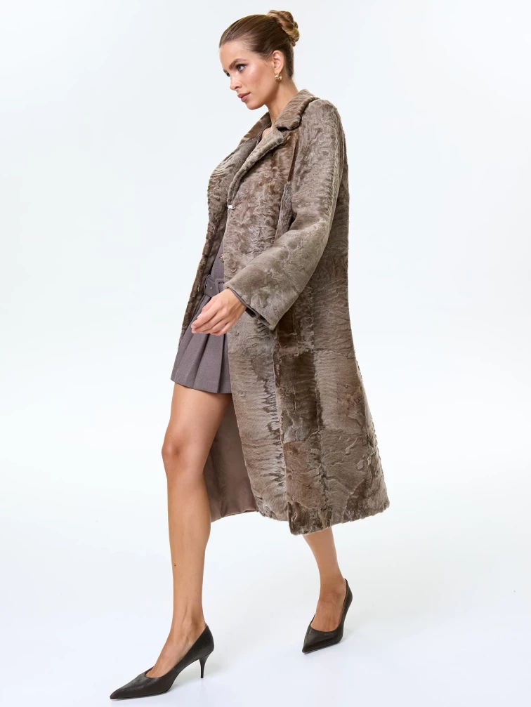 Длинное пальто из меха каракульчи для женщин премиум класса Лола(ав), светло-коричневое, размер 50, артикул 33960-5