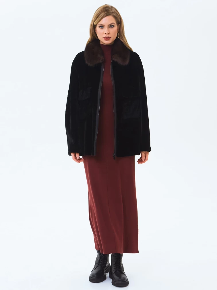 Шуба женская из астрагана  с воротником куницей 2063, черная, размер 46, артикул 64650-6