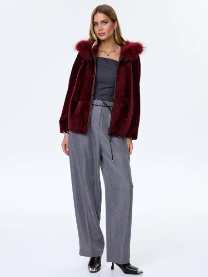 Женская шуба с капюшоном из астрагана с мехом песца 48мех, бордовая, размер 48, артикул 13800-1