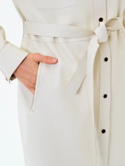 Плащ женский кожаный премиум класса 3091, белый, размер 44, артикул 24410-3