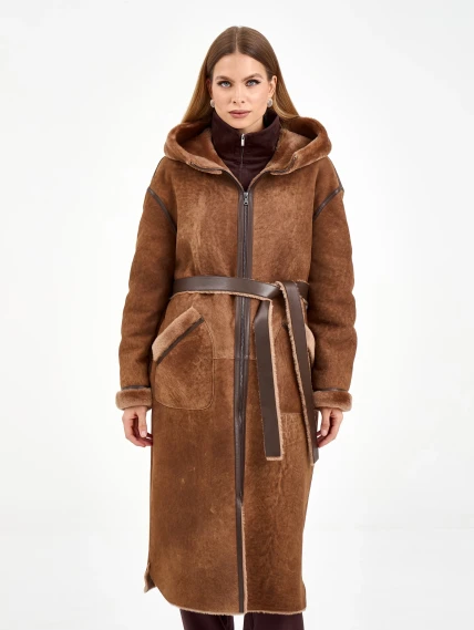 Длинная женская дубленка с капюшоном 2073, коричневая, размер 46, артикул 65240-2