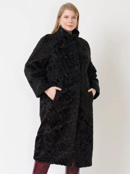 Длинная шуба из меха каракуля женская 17101, коричневая, размер 44, артикул 22700-6