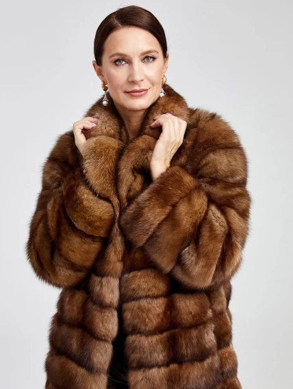 Шуба из меха соболя женская Лола, коричневая, размер 44, артикул 19160-5