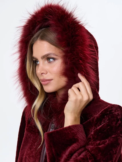 Женская шуба с капюшоном из астрагана с мехом песца 48мех, бордовая, размер 48, артикул 13800-2
