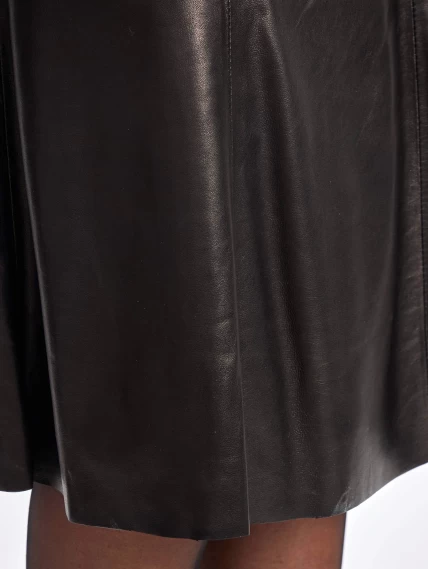 Расклешенная кожаная юбка 04, черная, размер 52, артикул 85970-2