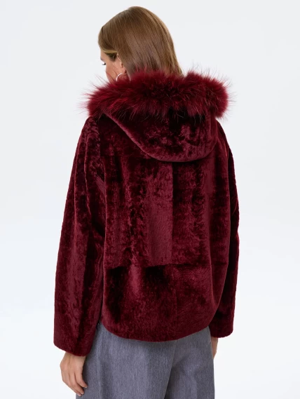 Женская шуба с капюшоном из астрагана с мехом песца 48мех, бордовая, размер 48, артикул 13800-7
