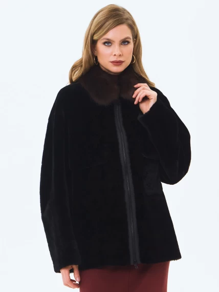 Шуба женская из астрагана  с воротником куницей 2063, черная, размер 46, артикул 64650-7