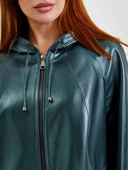 Кожаная женская куртка оверсайз с капюшоном 383, зеленая, размер 48, артикул 91780-4